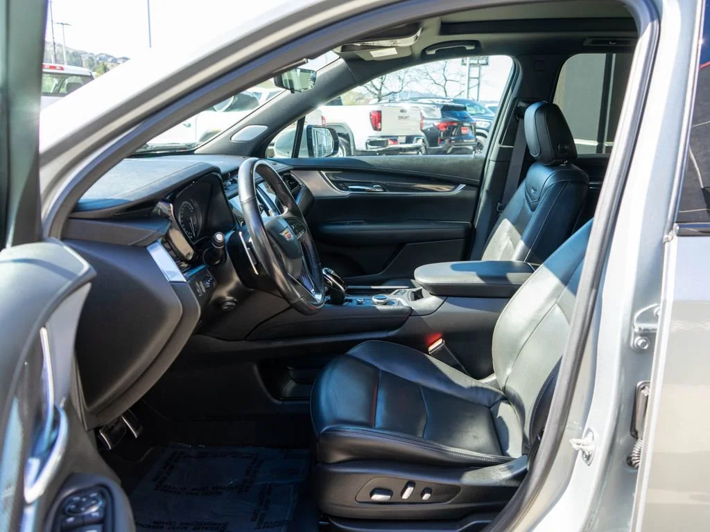 Used 2024 Argent Silver Metallic Cadillac Sport image 11