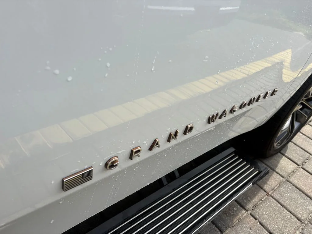 Used 2022 White Jeep Series III image 17