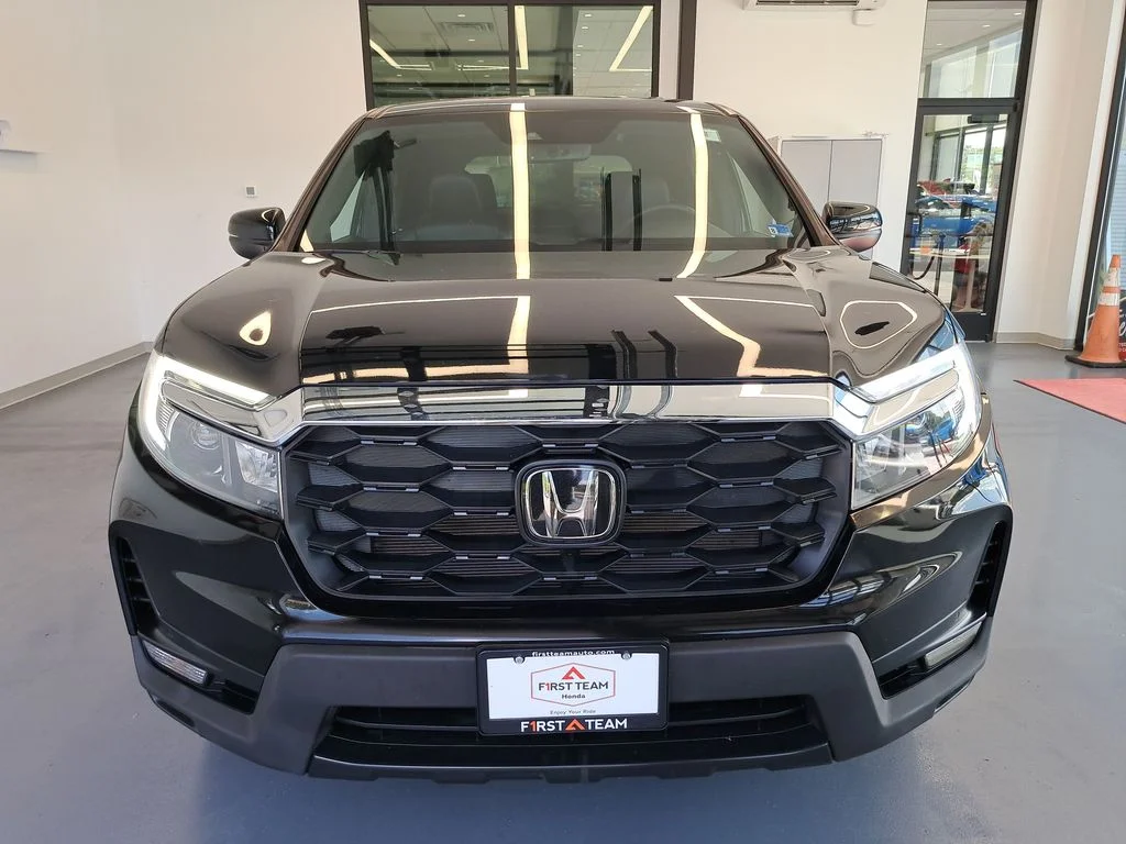 Used 2023 Beige Honda EX-L image 14