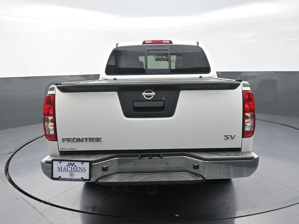 Used 2017 White Nissan SV image 9