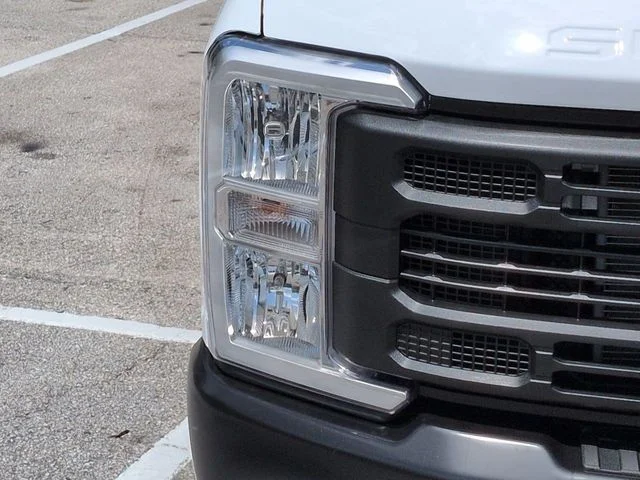 New 2026 Oxford White Ford F-250® XL image 10
