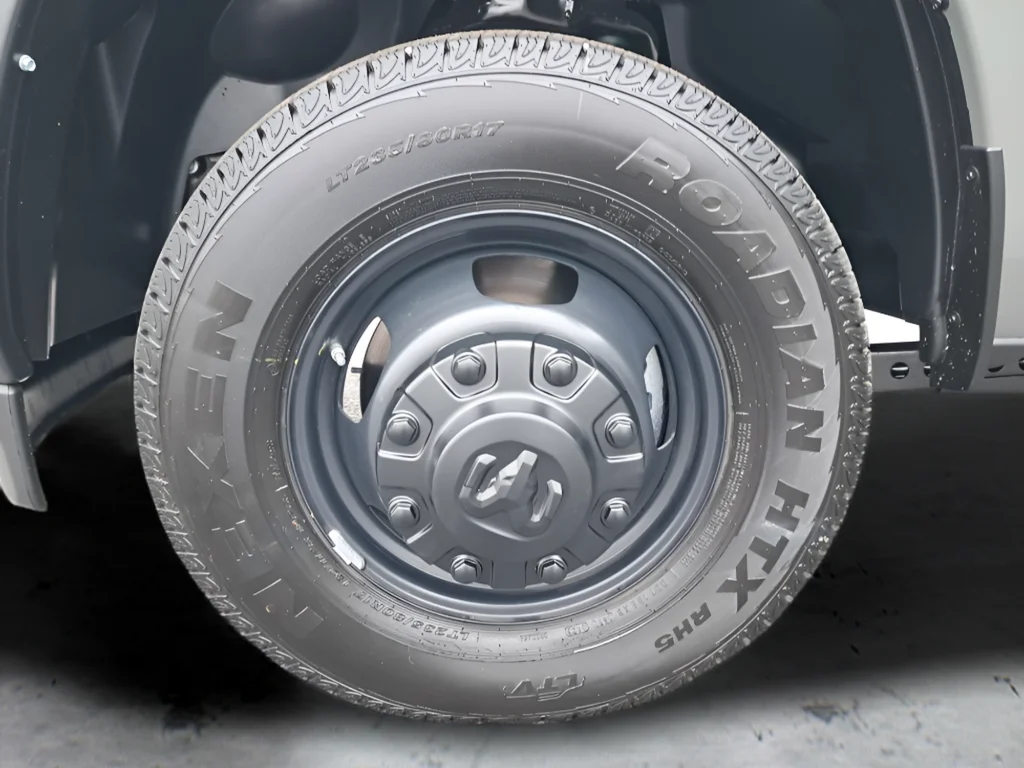 New 2026 Ceramic Gray Clear-Coat Exterior Paint RAM Tradesman image 28