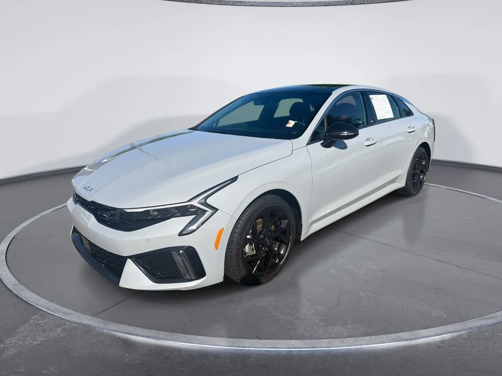 Used 2026 Gray Kia GT-Line image 3