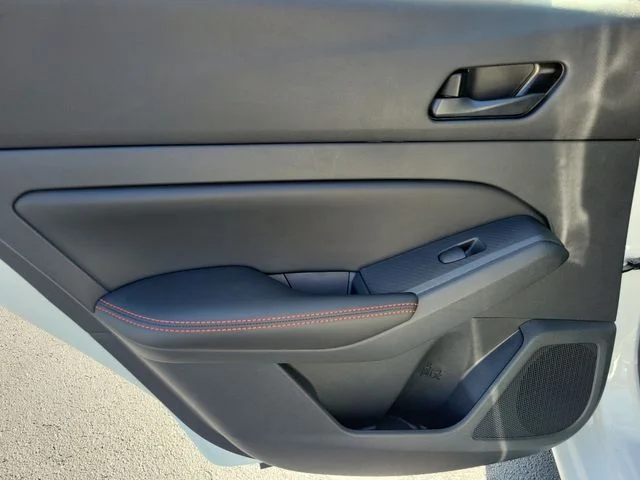 New 2026 Pearl White TriCoat / Super Black Two-tone Nissan SR image 11