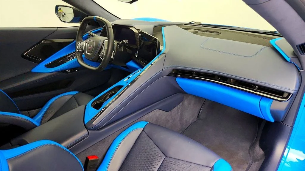 Used 2023 Rapid Blue Chevrolet 2dr Stingray Convertible w/3LT, Z51, Front Lift & Mag Ride image 25
