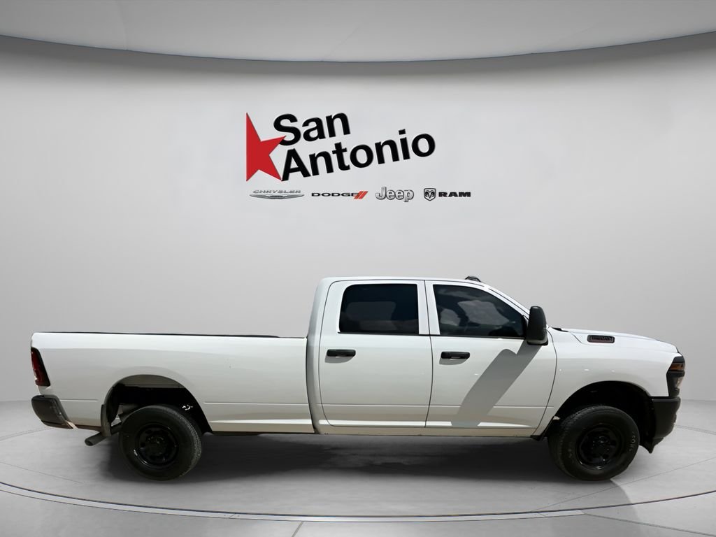 New 2026 Bright White Clearcoat RAM Tradesman image 18