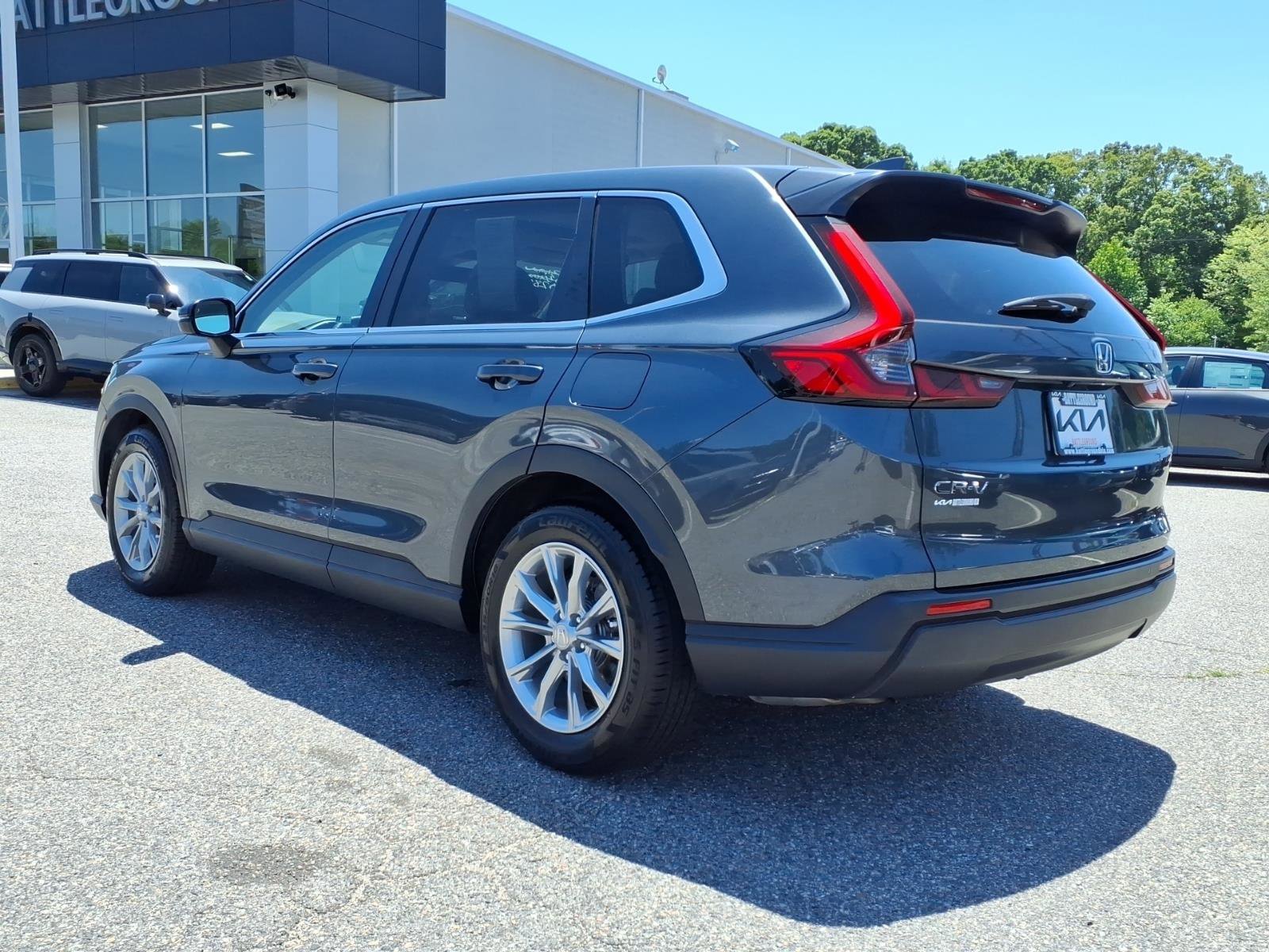 Used 2023 Lunar Silver Metallic Honda EX-L image 21