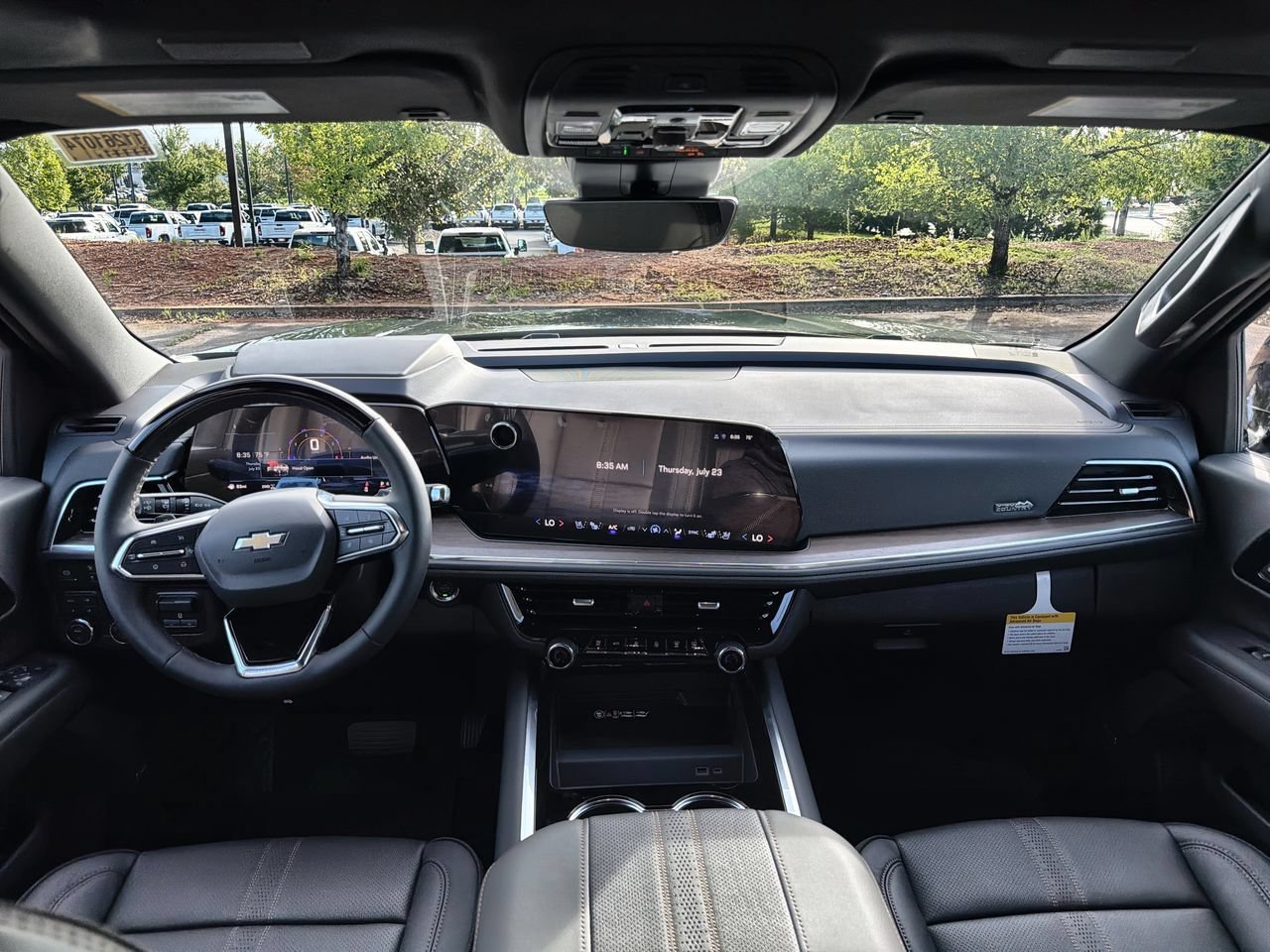 2026 Chevrolet Suburban High Country - Photo 17