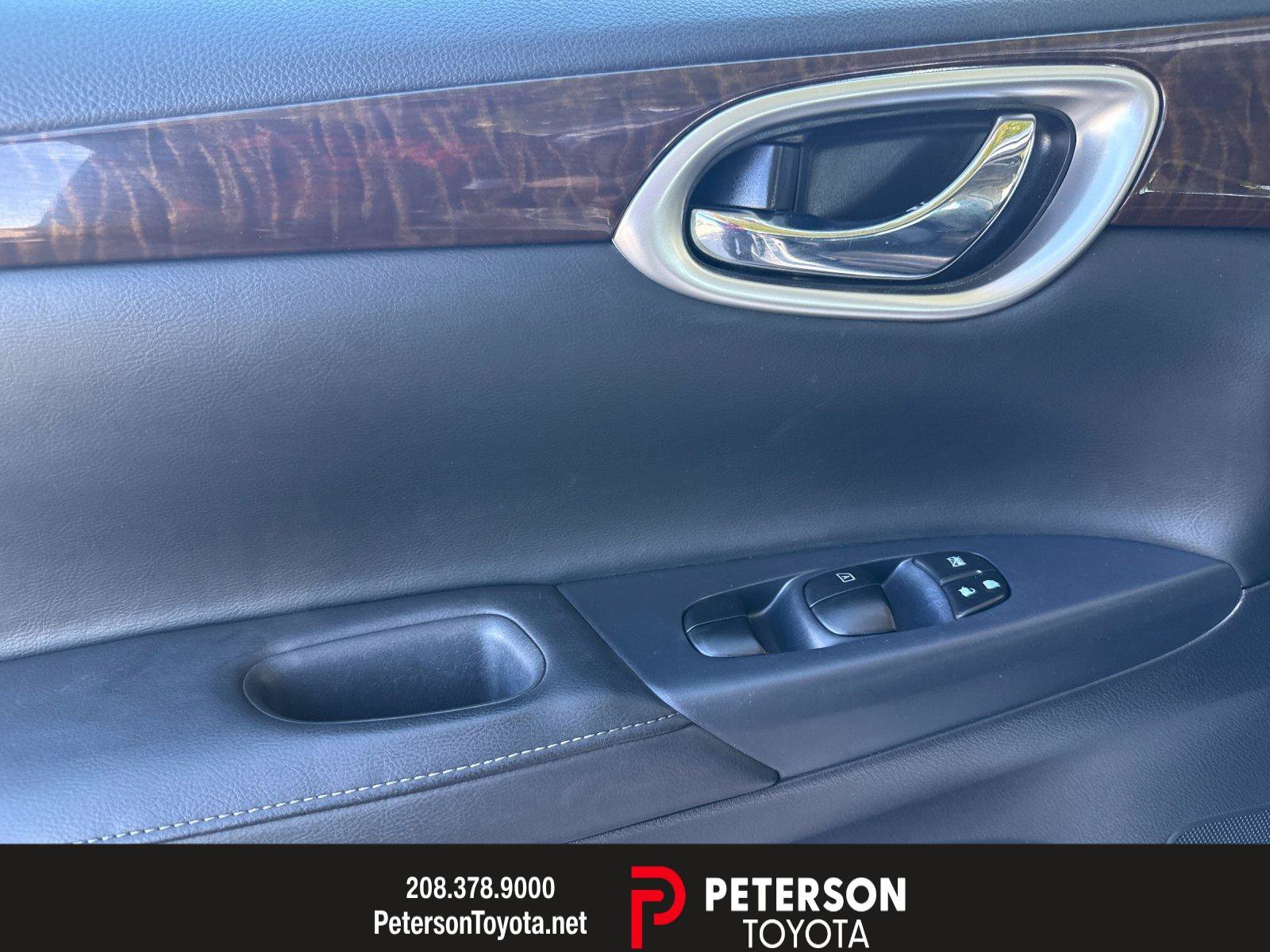 Used 2014 Silver Nissan SL image 10