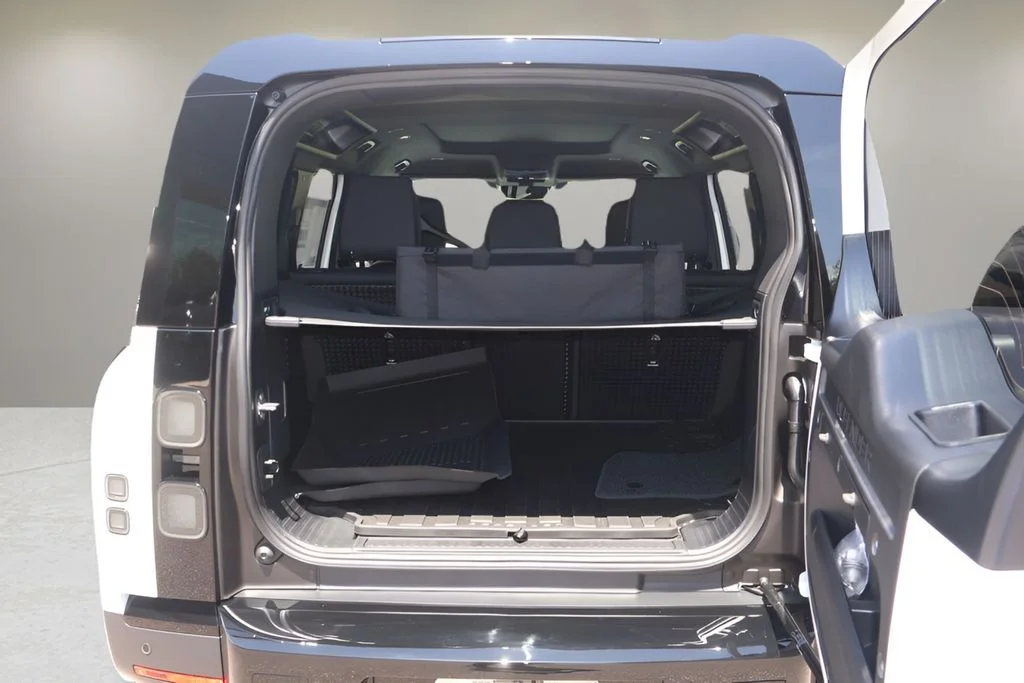 New 2026 Fuji White Land Rover S image 15