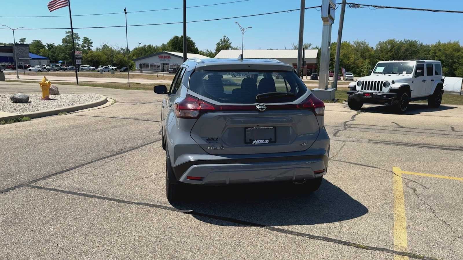 2023 Nissan Kicks SV - Photo 7