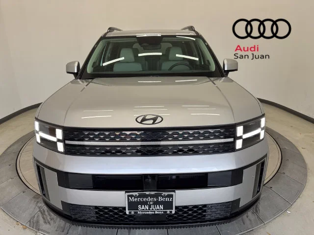 Used 2025 Silver Hyundai Calligraphy image 13
