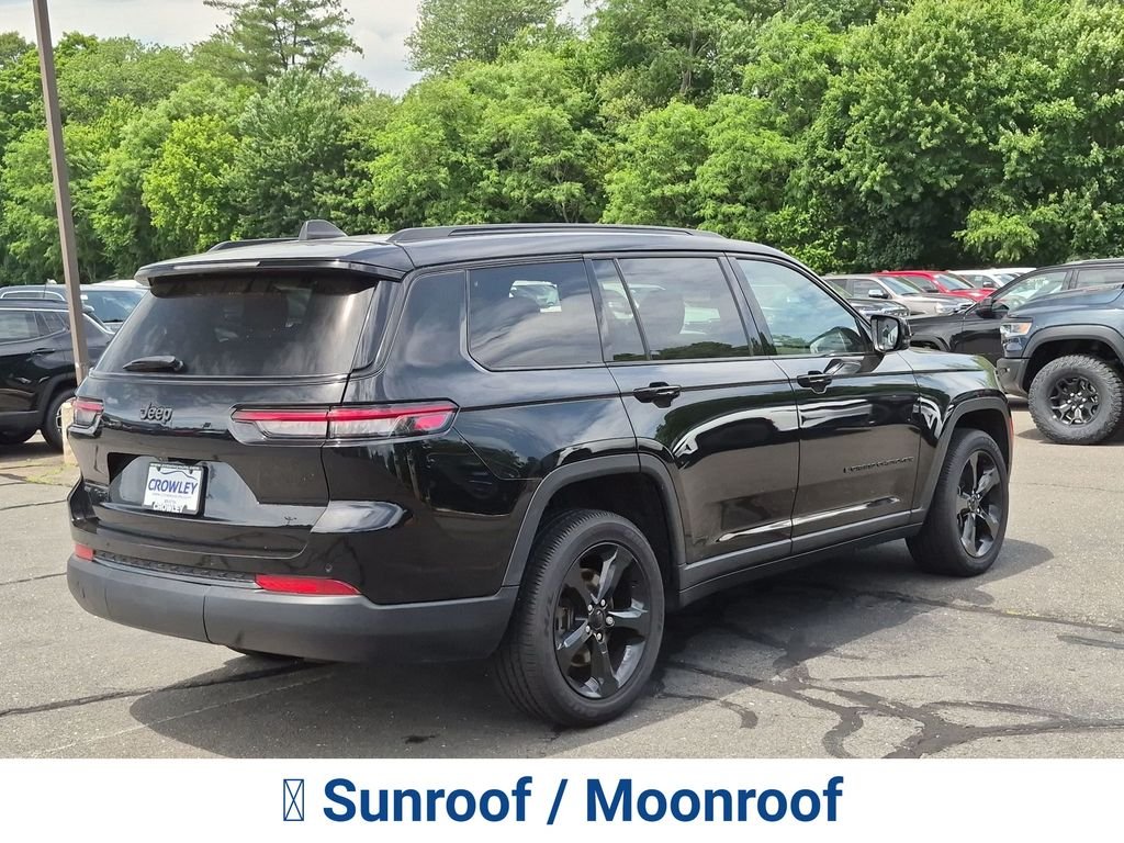 Certified Used 2023 Black Jeep Altitude image 4