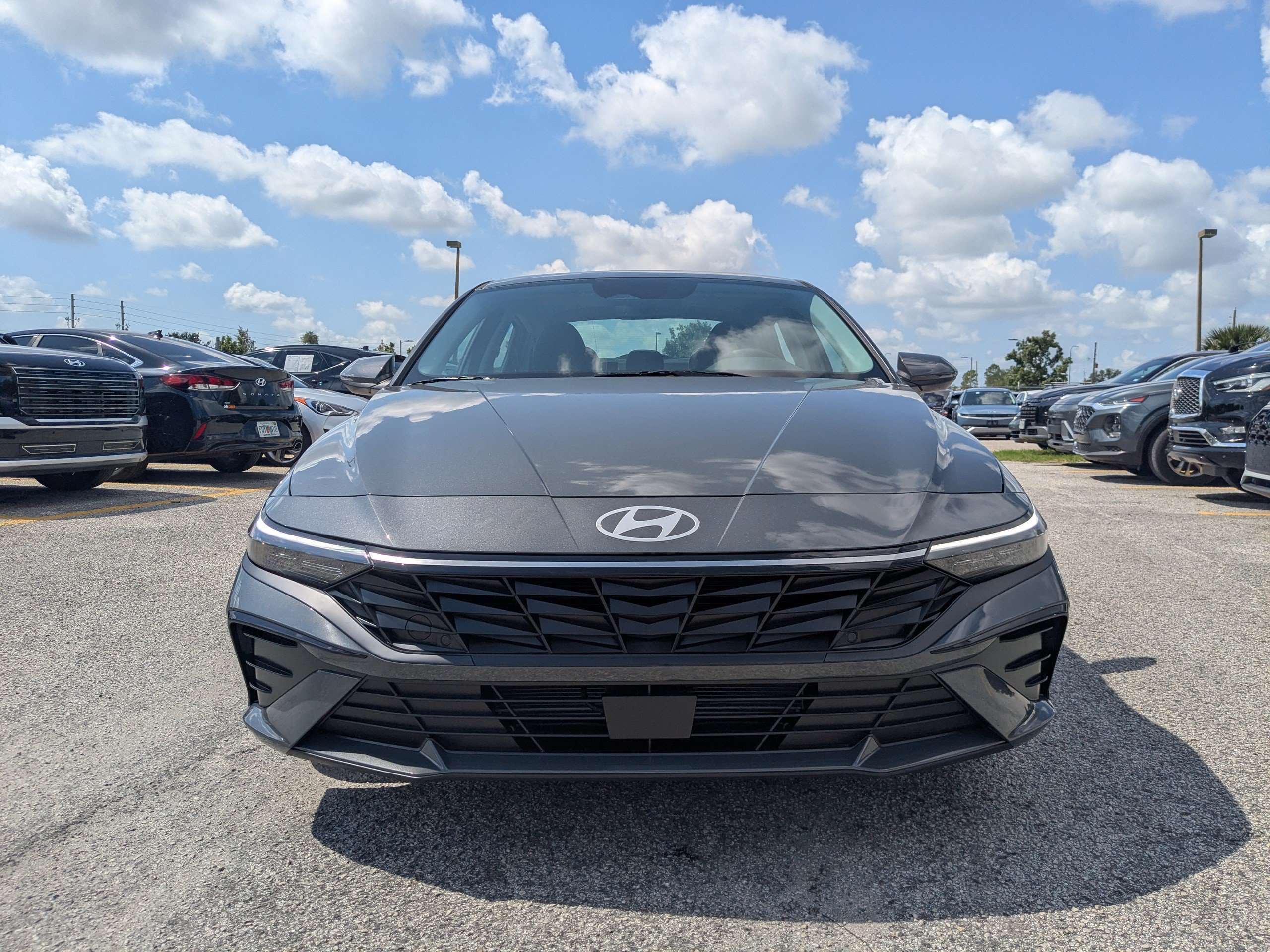New 2026 Ecotronic Gray Hyundai Limited image 3