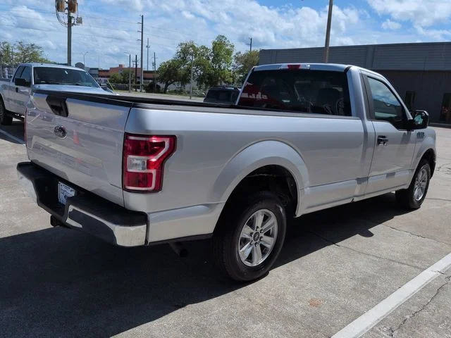 Used 2019 Silver Ford XLT image 4