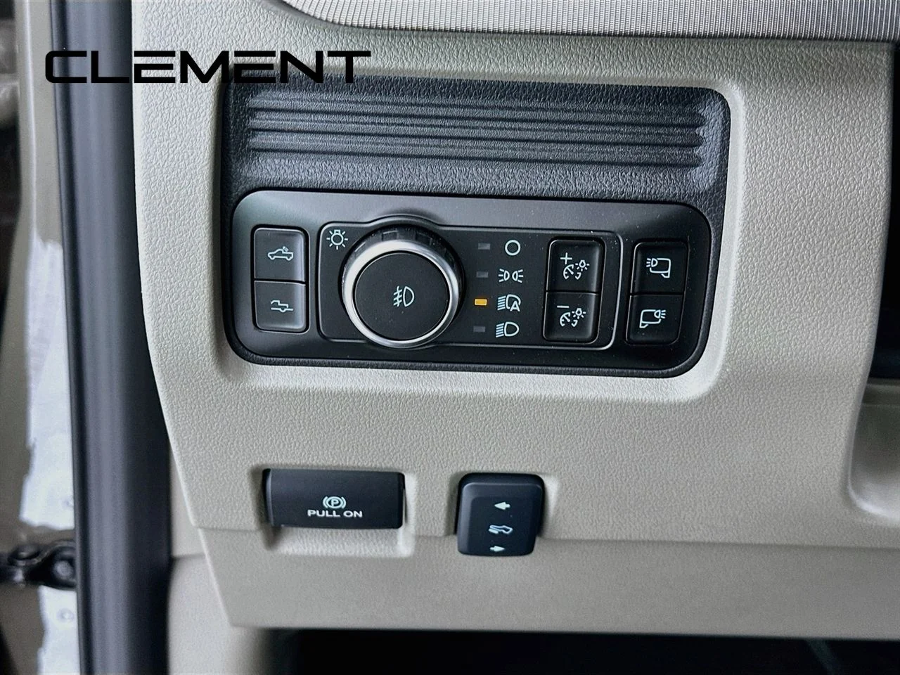 Used 2026 Gray Ford Platinum image 14