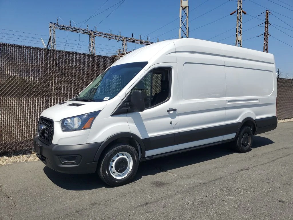Used 2023 White Ford Base image 8