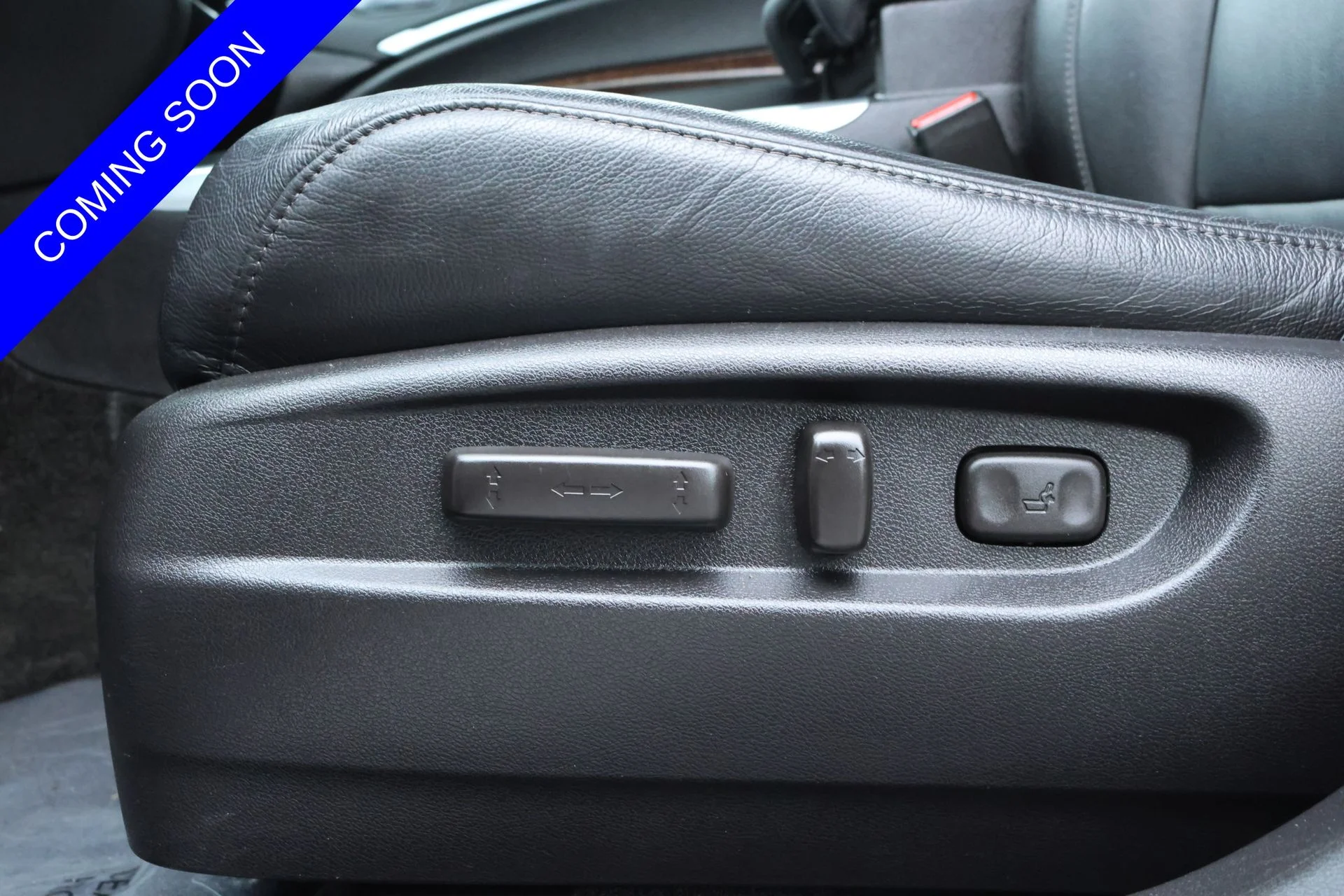 Certified Used 2018  Acura 3.5L image 18