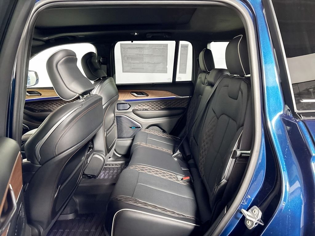 New 2026 Fathom Blue Pearl-Coat Exterior Paint Jeep Summit image 21