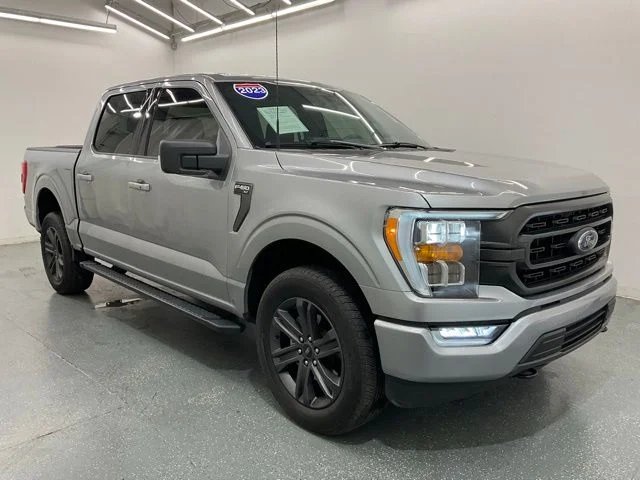 Used 2023 Silver Ford XLT image 8