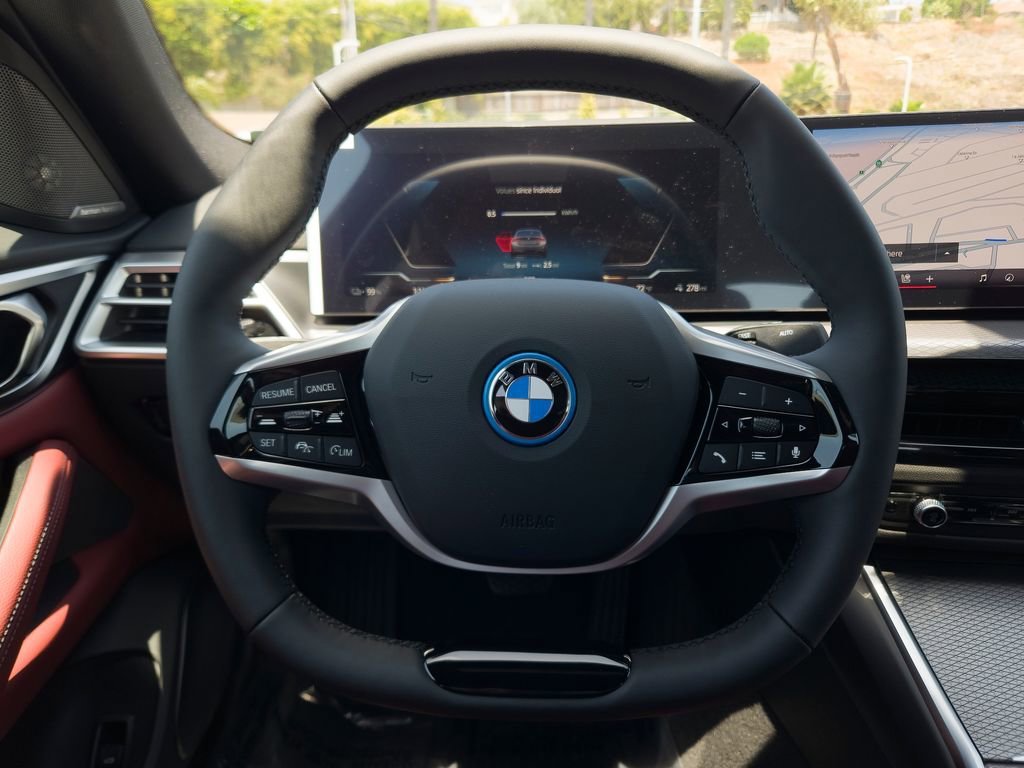 New 2026 Skyscraper Grey Metallic BMW eDrive40 image 13