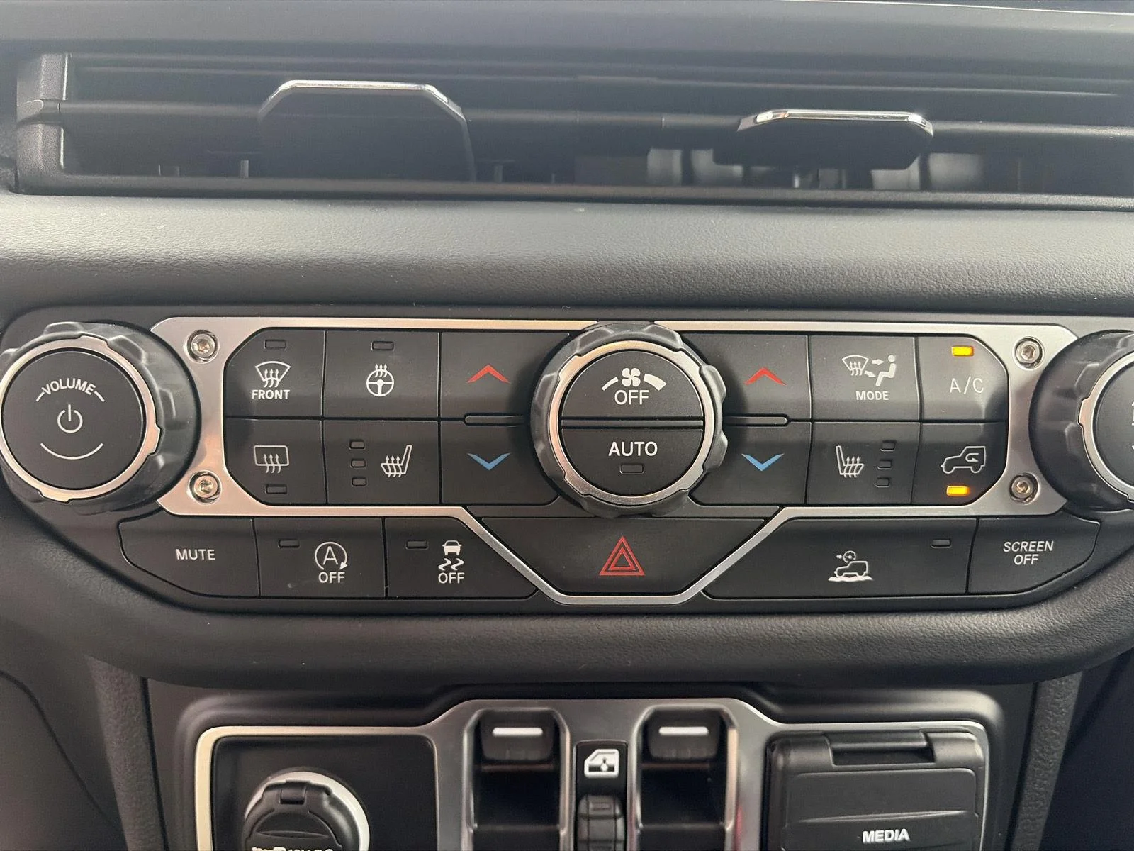 Used 2026 Black Jeep Sahara image 20