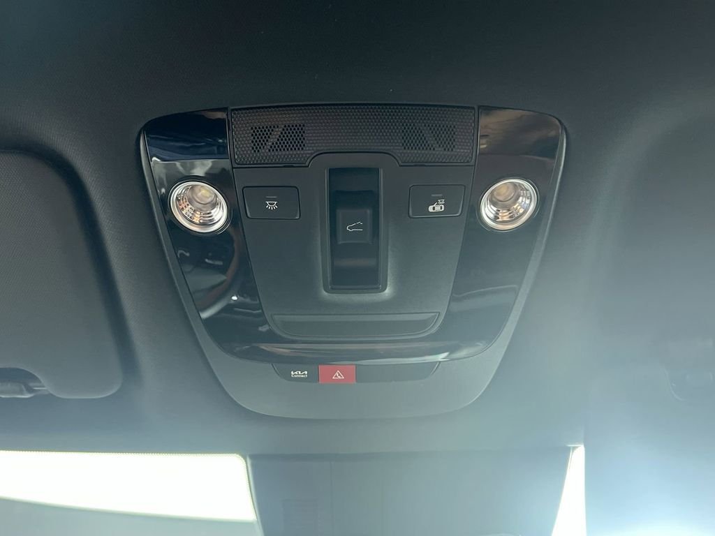 New 2026 Wolf Gray Kia X-Line image 20