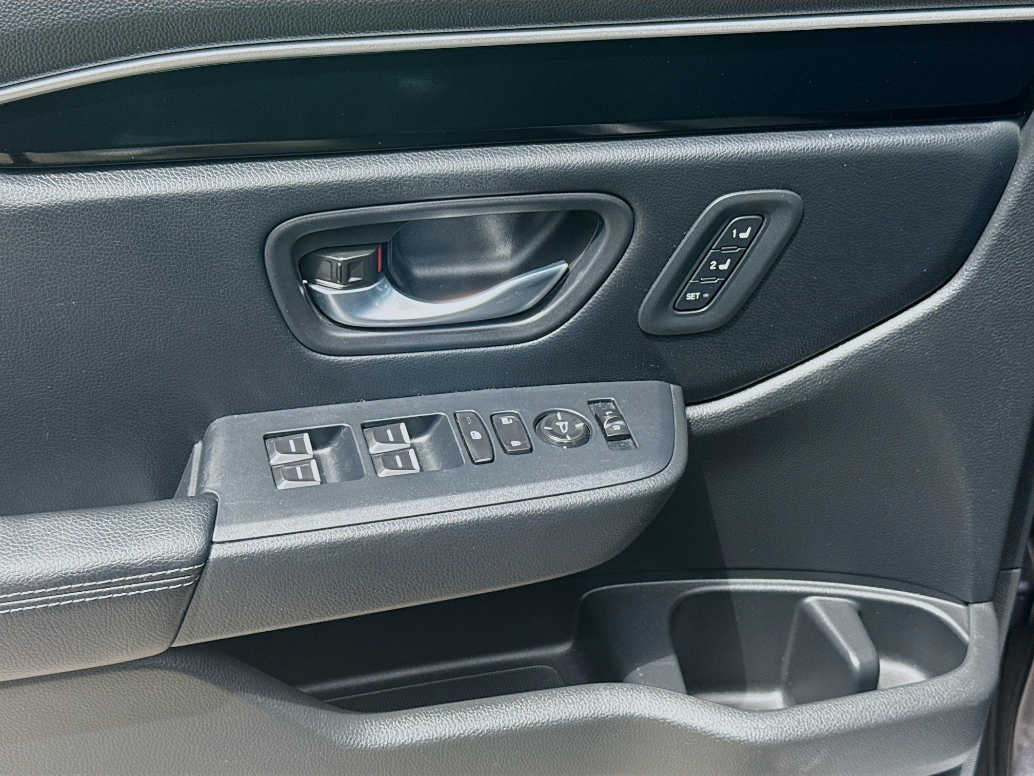 2023 Honda Pilot Touring - Photo 17