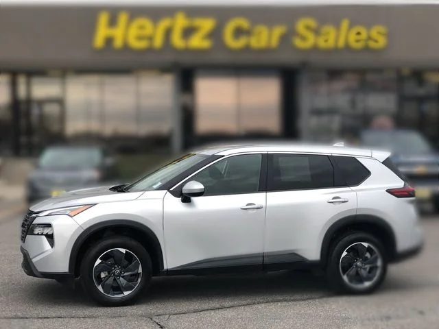 2025 Nissan Rogue SV AWD's photo