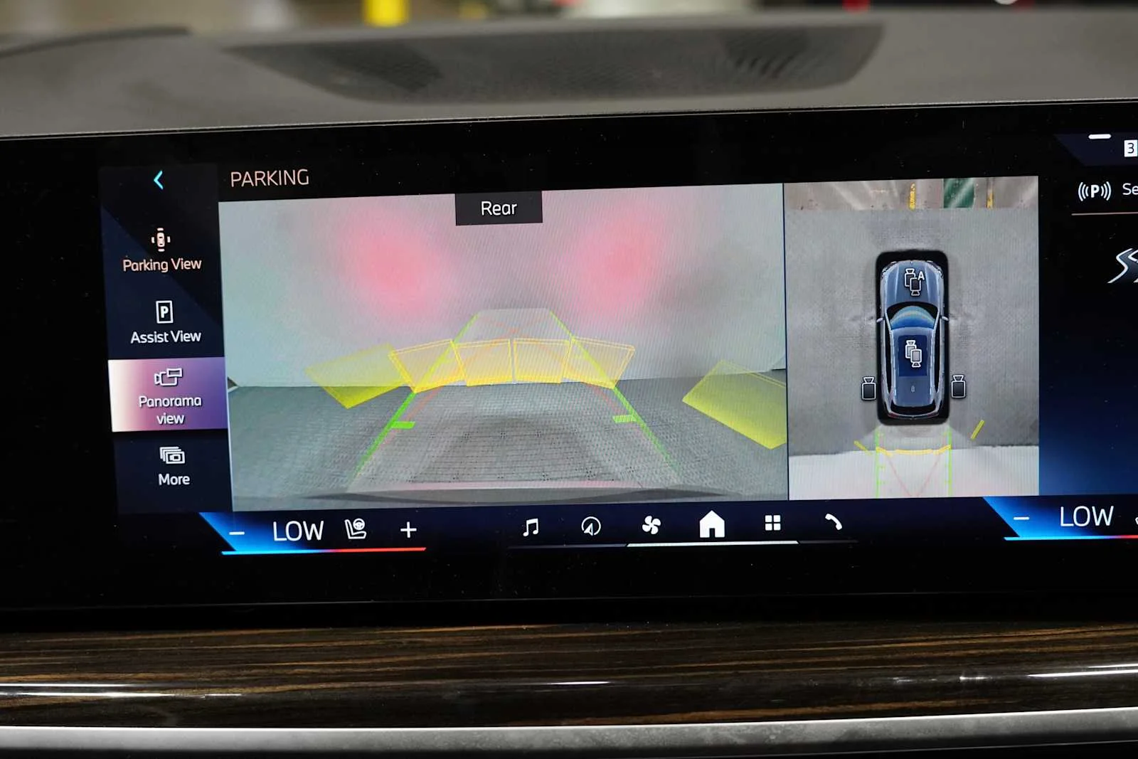 Used 2024 Not Available BMW xDrive40i image 17