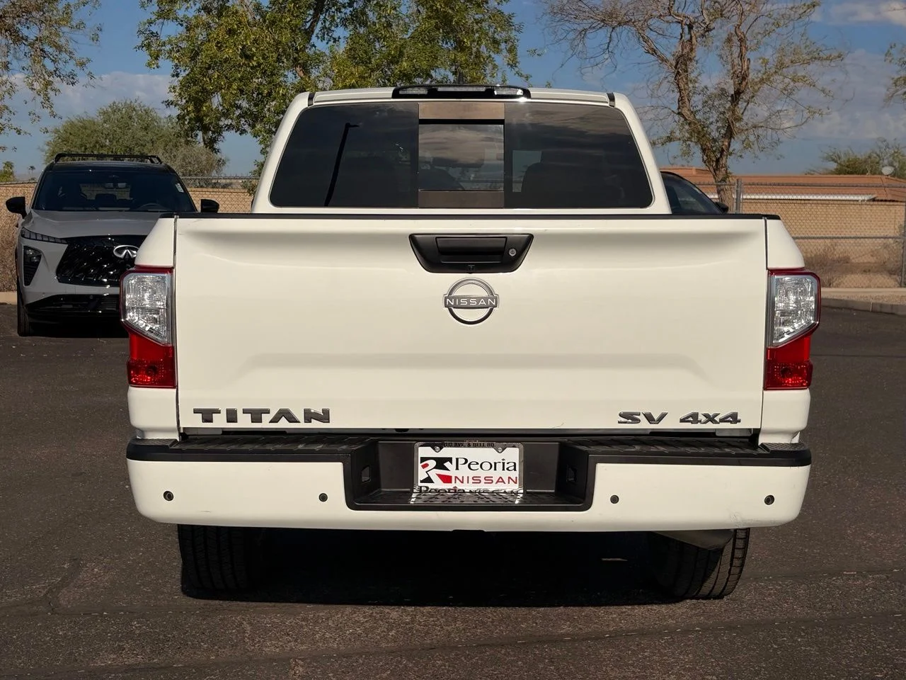 Used 2023 Glacier White Nissan SV image 4