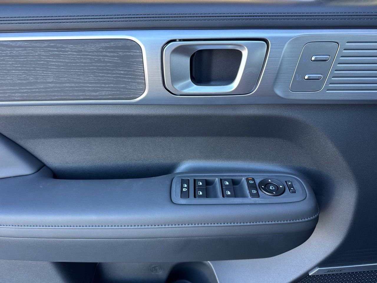 New 2026 Gray Hyundai Limited image 10