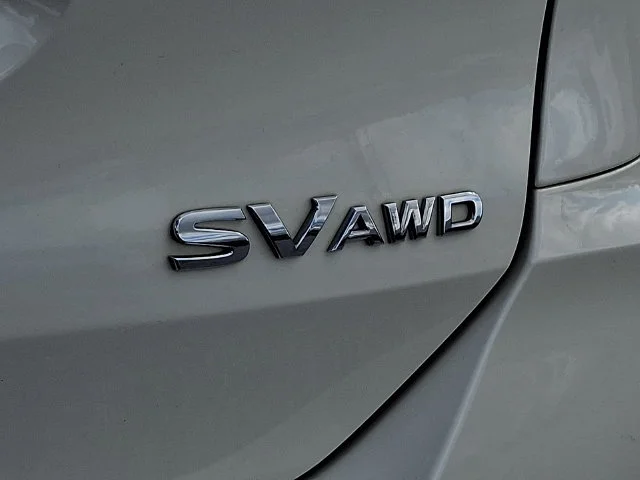 Used 2020 White Nissan SV image 31