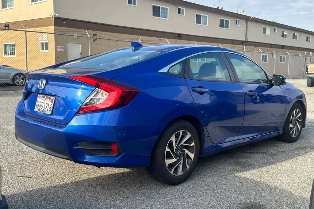 Used 2018 Blue Honda EX image 6