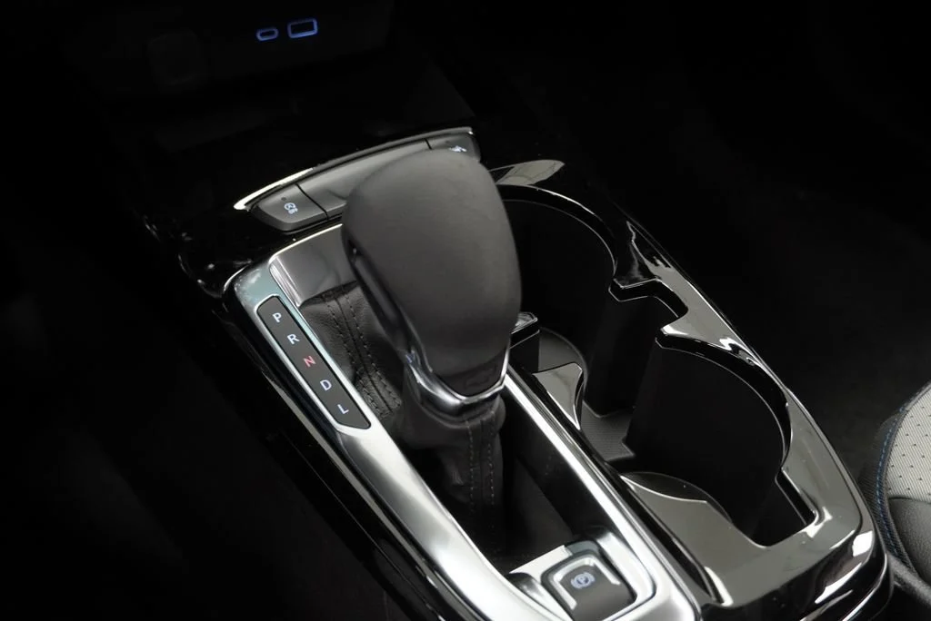 New 2026 Summit White Chevrolet LT image 20