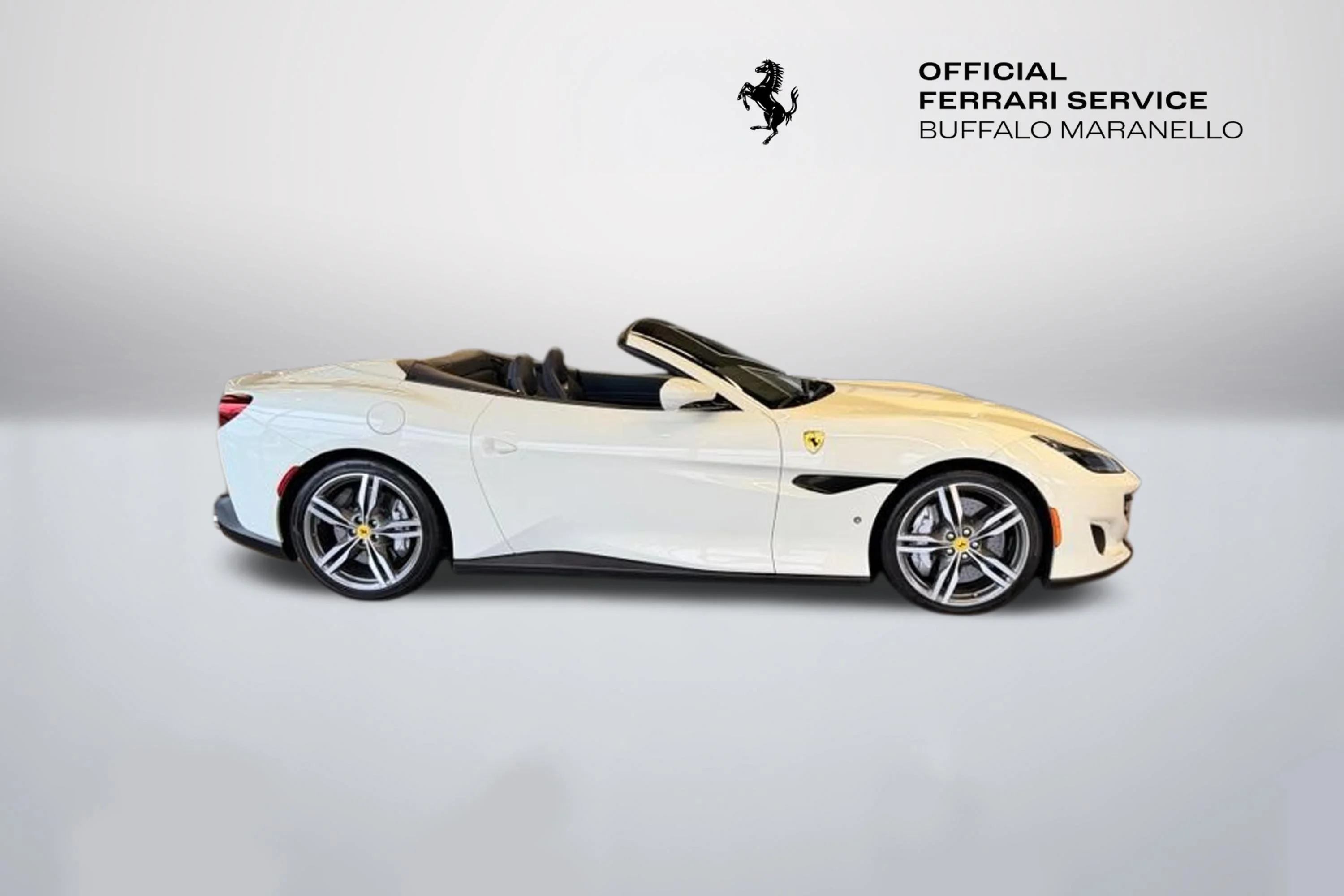 Certified Used 2019 Bianco Avus Ferrari Base image 10