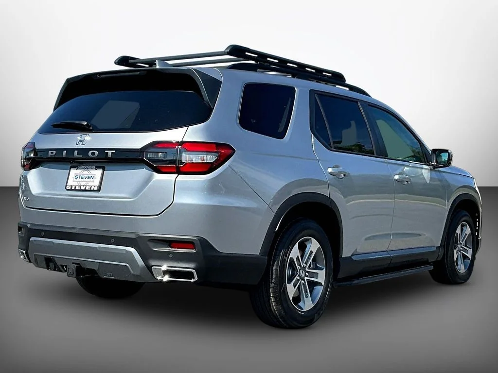 New 2026 Solar Silver Metallic Honda AWD EX-L image 6