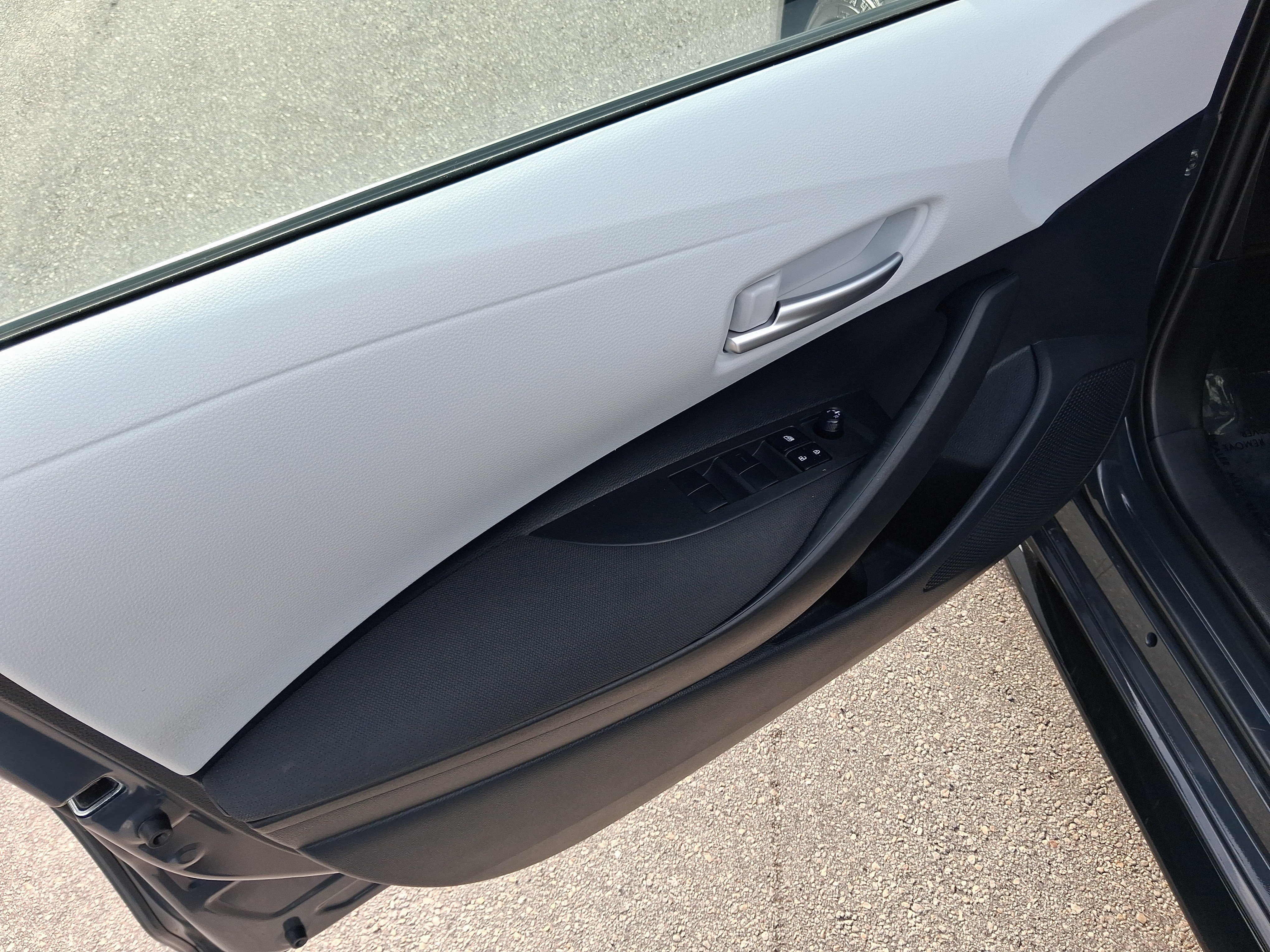 Used 2026  Toyota SE image 15