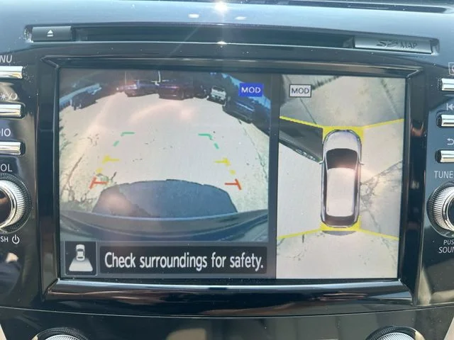 Used 2018 Black Nissan SL image 17