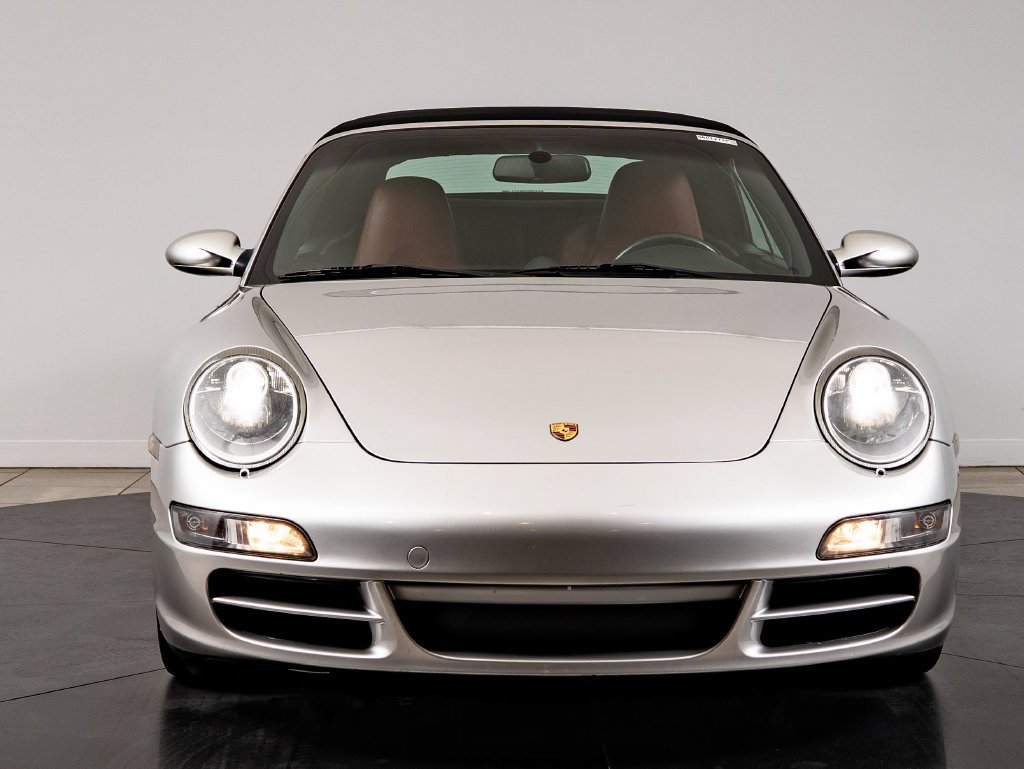 Used 2006 Arctic Silver Porsche Carrera S image 11