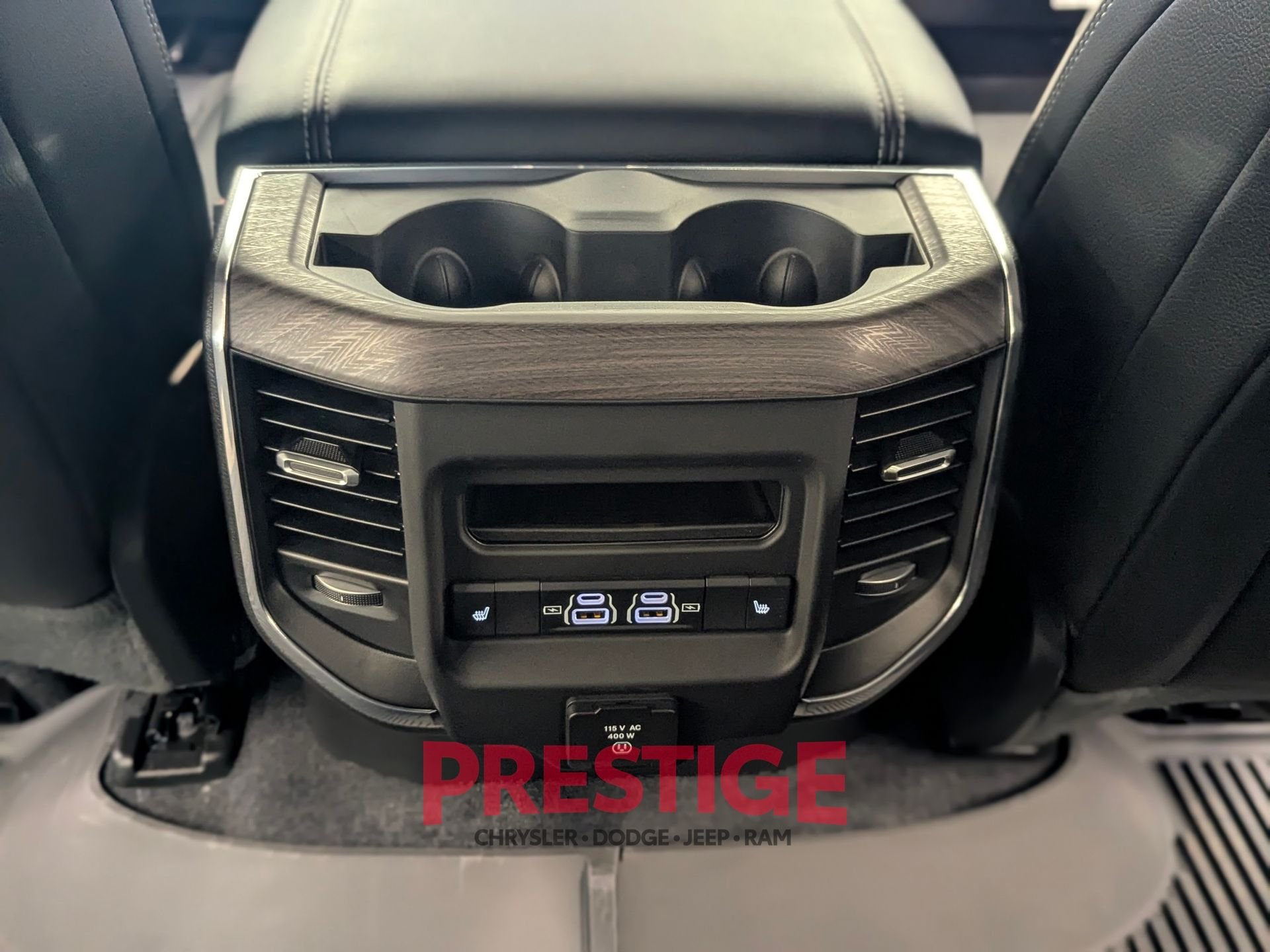 New 2026 Granite Crystal Metallic Clear-Coat Exterior Paint RAM Laramie image 29