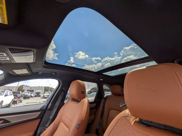 2026 Jaguar F-Pace R-Dynamic S - Photo 19