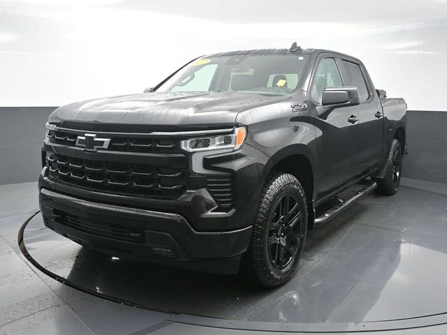 Used 2023 Black Chevrolet RST image 3