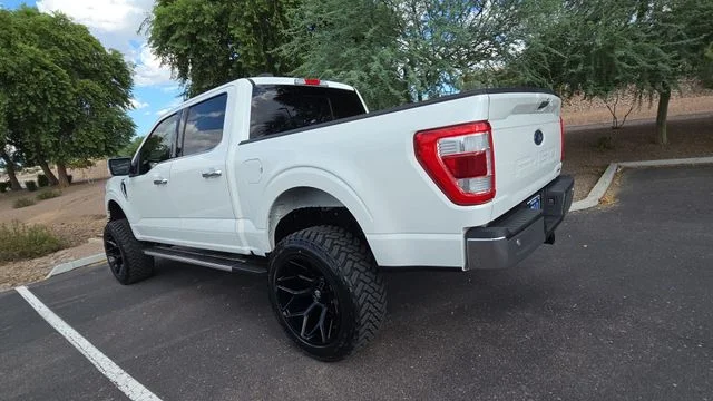 Used 2023 White Ford Lariat image 6