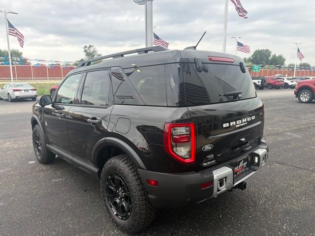 New 2026 Shadow Black Ford Outer Banks® image 6