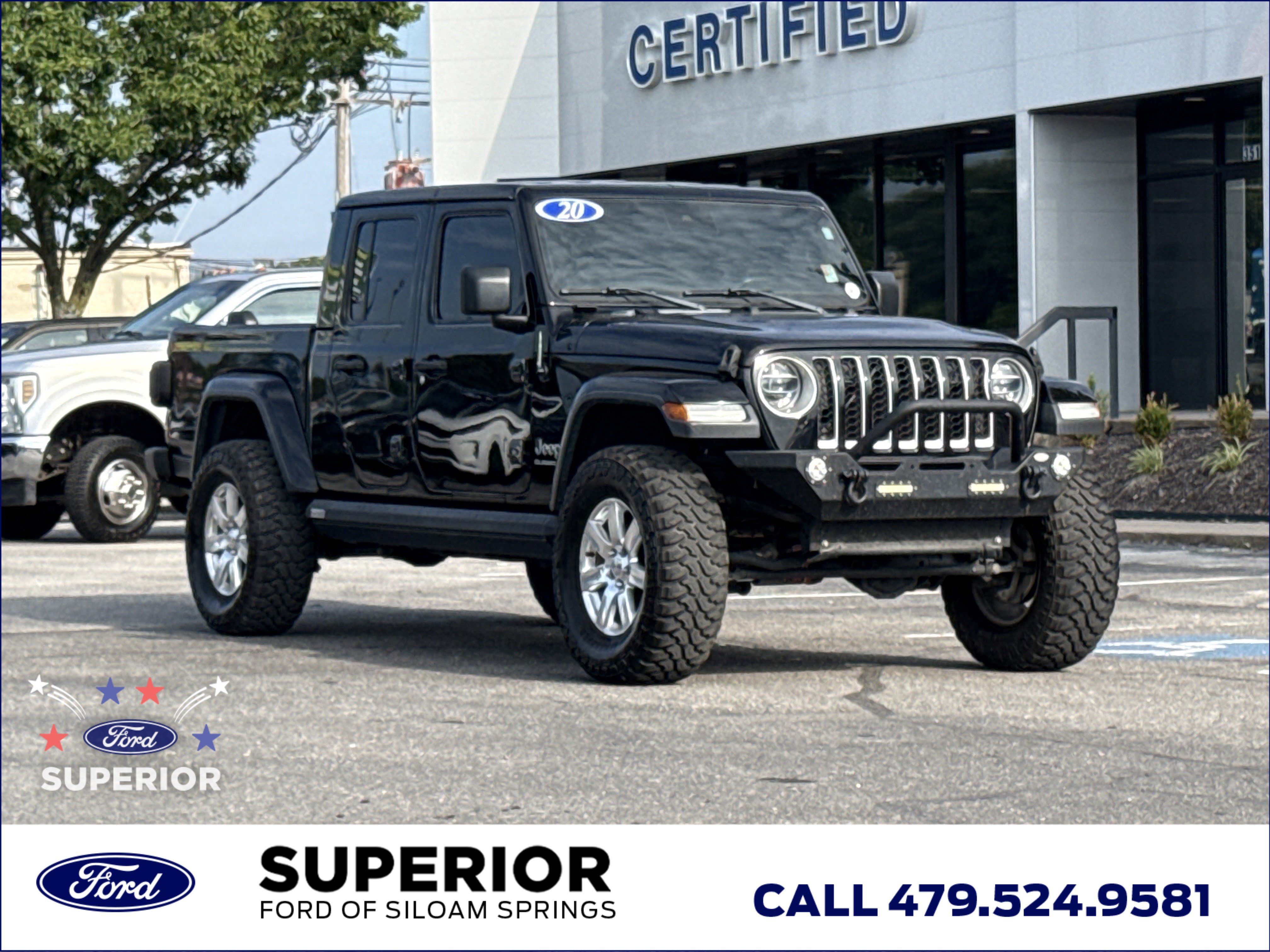 Used 2020 Black Clearcoat Jeep Overland 4WD image 1
