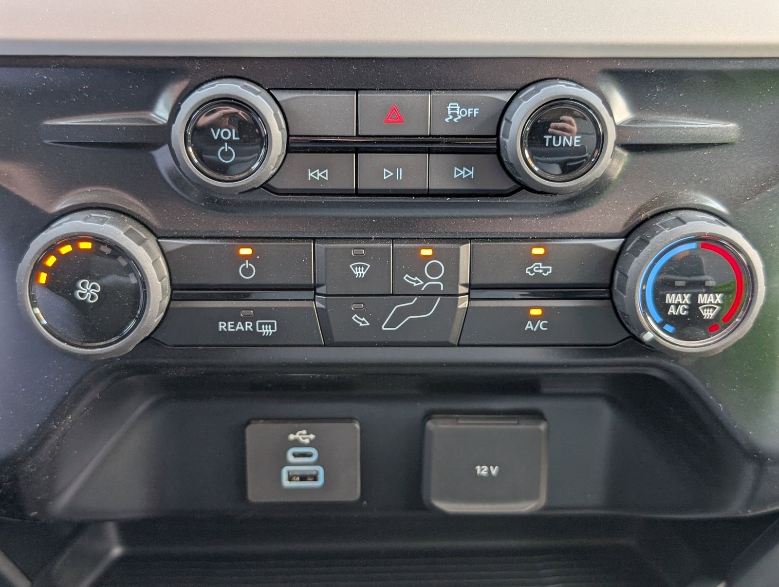 2025 Ford F-350 Super Duty Chassis Cab XL - Photo 18