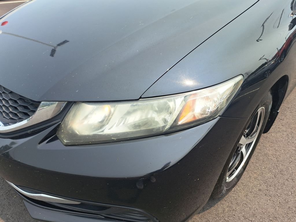 Used 2015 Black Honda SE image 38
