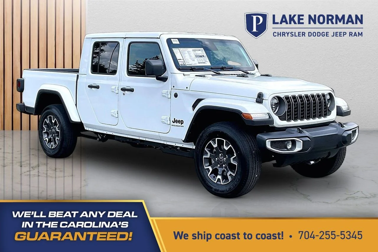 2026 Jeep Gladiator Sahara Auto's photo