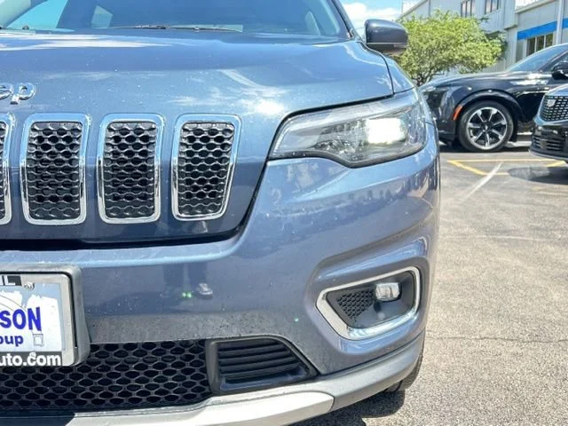 Used 2020 Blue Jeep Limited 4x4 image 3